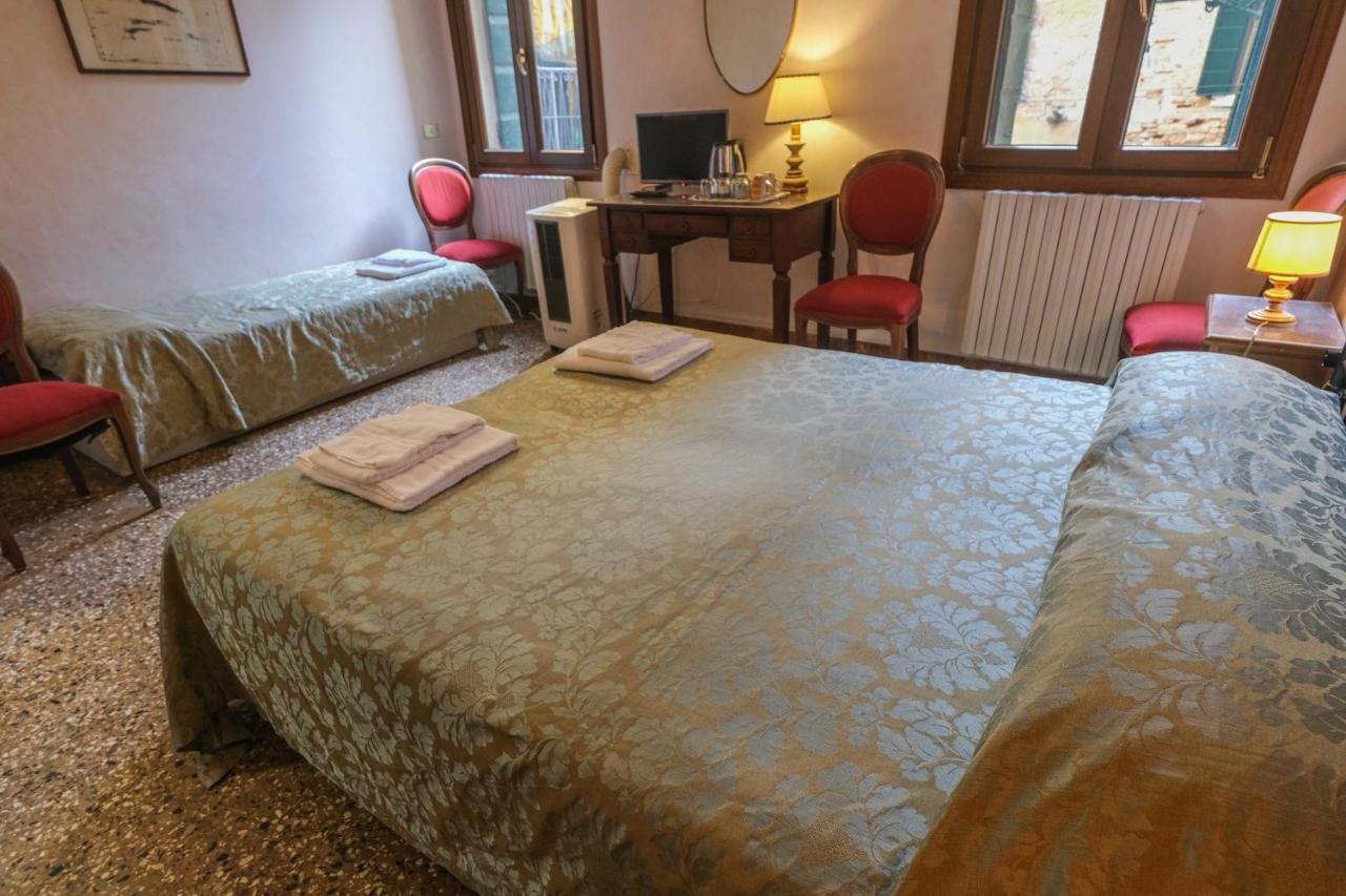 Ca'Salvador Bed & Breakfast Venesia Bagian luar foto