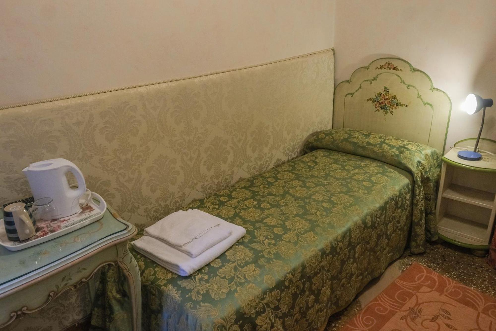Ca'Salvador Bed & Breakfast Venesia Bagian luar foto